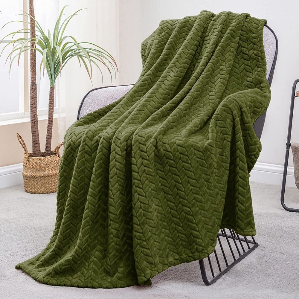 Tan/Beige Neutral Knit Jacquard Weave Pattern Decorative Warm Flannel Blanket - Picture 11 of 16